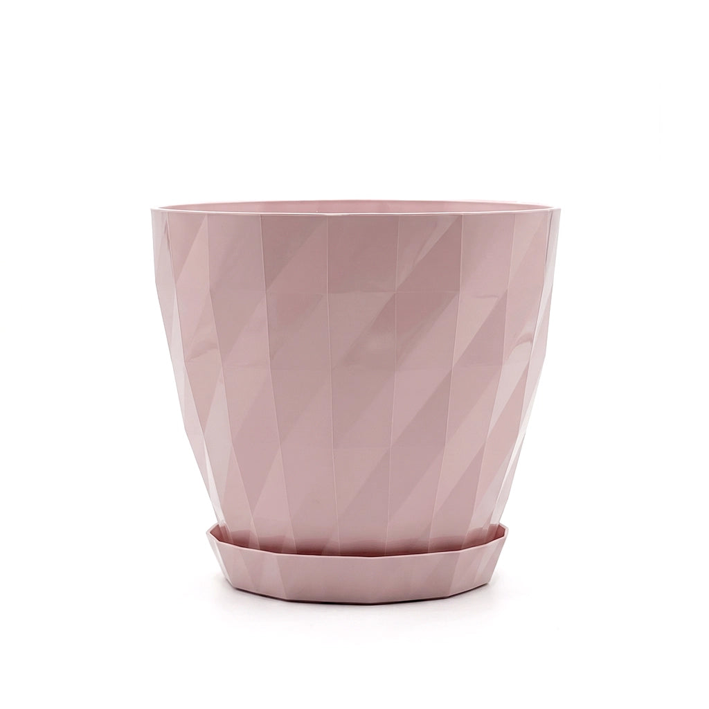 Plastic pot